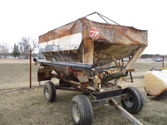 6 Ton 2 compartment Fert. wagon, hyd auger on running gear