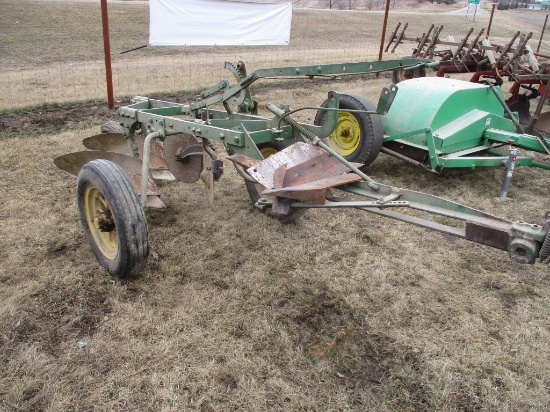 John Deere 2x14's plow