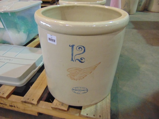 RED WING 12 GALLON CROCK, 6" WING - BASE CHIP