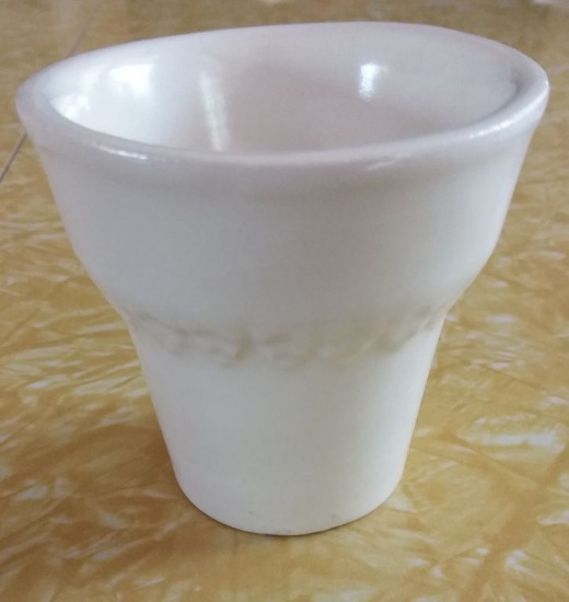 WHITE SALESMAN'S SAMPLE FLOWER POT - GOOD