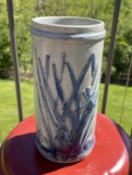 OLD SLEEPY EYE VASE - MINOR CROWSFOOT ON BASE
