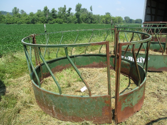 Dura Built round bale feeder