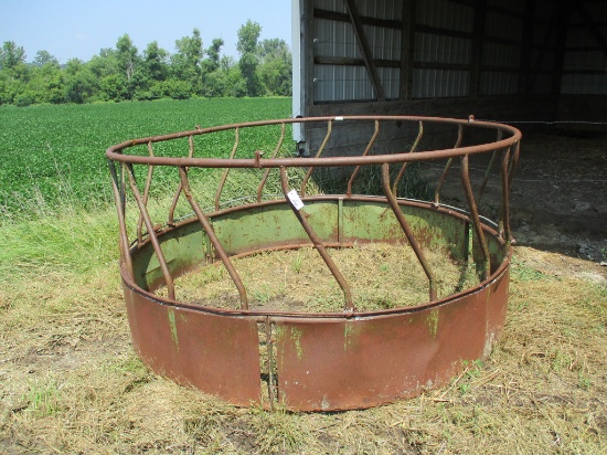 Dura Built round bale feeder