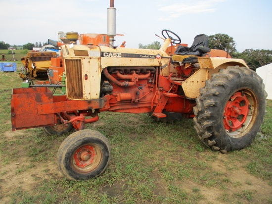 Case 930 Comfort King, DSl. WF, 3pt. dual hyd, PTO, 18.4-34