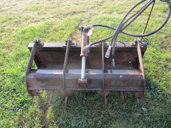54" skid loader mnt. hyd grapple