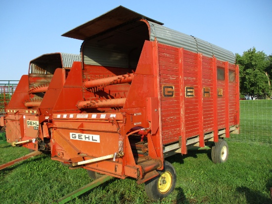 Gehl 920, 14' chopper box w/gear