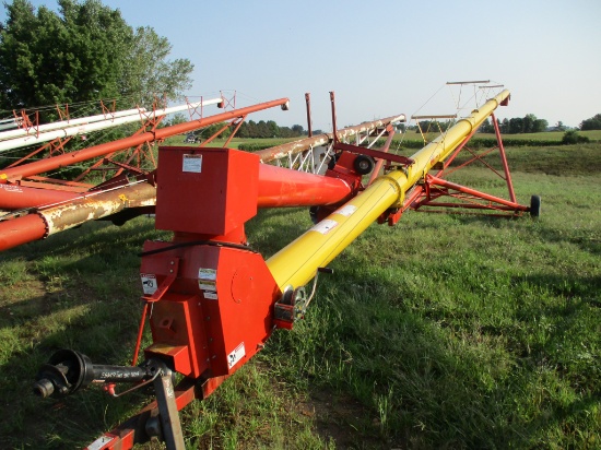 Westfield MK 130-71 plus, 13" x 71' auger, swing hopper