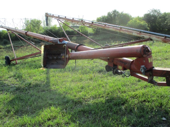 Feterl 10" x 68' auger, swing hopper