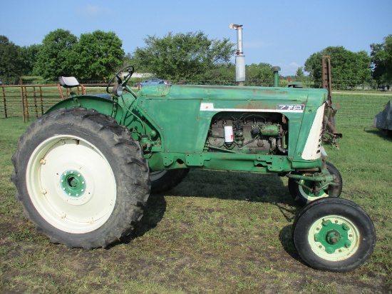Oliver 770 WF, gas, rebilt carb, runs good, 15.5x38