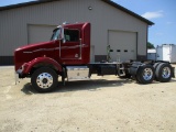 1998 Kenworth T800 ext day cab, 142,295 miles showing, N14 Cummins, 13 sp. alum rims, leather bucket