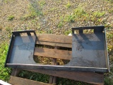 Universal skid loader mnt. plate