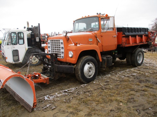 1974 Ford 8000 single axle dump truck, Auto, w/11' snowplow