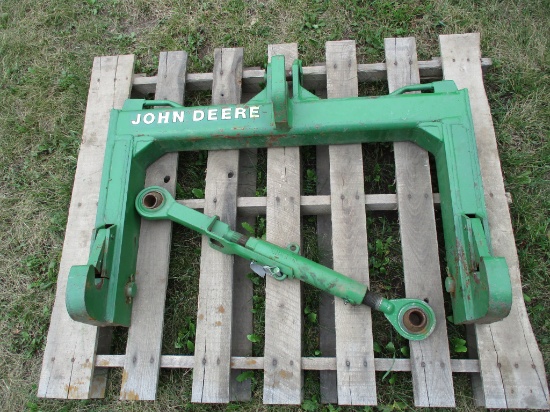 John Deere tractor quick hitch w/3 point arm