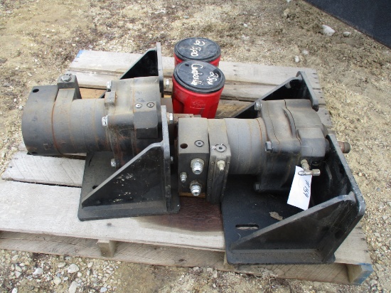 2020 2 Speed Hyd motor for hose cart, motors rebuilt and work w/previous cart