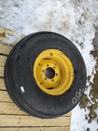 31 X 13.5-15 tire & rim