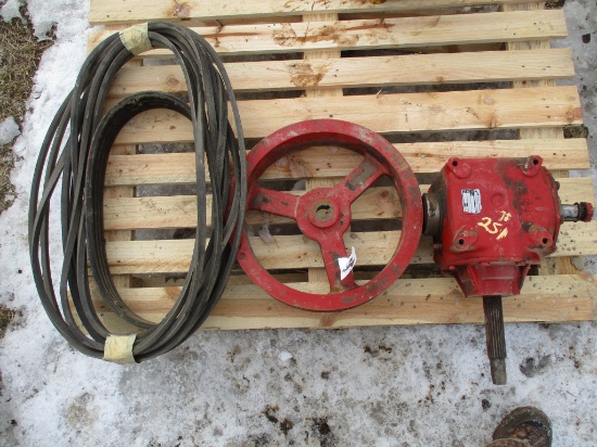 Used NH gearbox & pully for pivot for NH 7450