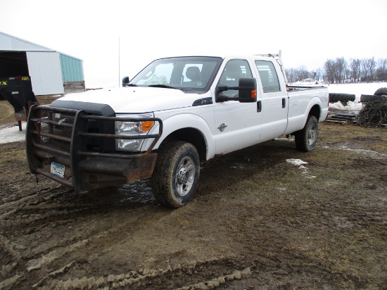 2014 Ford F350 XL Super Duty, Power Stroke 6.7 Dsl. 4x4. 192,925 miles showing, auto, 4 Dr. cab