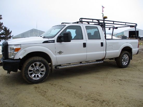 2013 Ford F350 Super Duty, Power Stroke 6.7 Dsl. 4X4, 220,918 miles, 4 Dr cab, power locks, AC