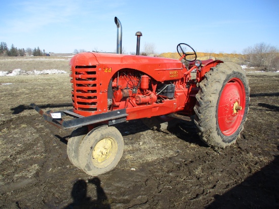 Massey Harris 44, power steering, 13.6-38 tires, runs