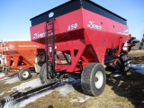 Demco 650 gravity wagon w/445/65R 22.5 tires, brakes & lights