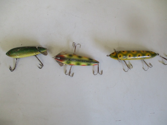 Heddon crab wiggler, 1700 side hook, 220 frog