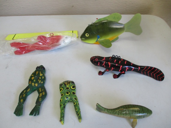 Assrt of spearing decoys, Larry Lang, Bethal, unknown frogs, Jimmy C, Whittier