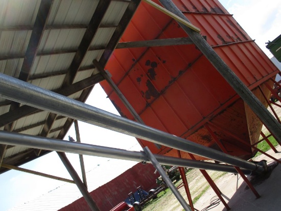 8" x 30' Auger w/10 HP elect motor, Auger used from wet holding bin to dryer