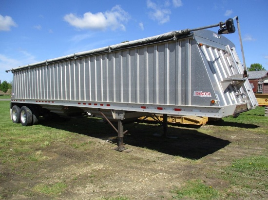 2011 Dakota Alum 38' Hopper bottom trailer, 66" sides, Ag hoppers, spring ride, elect roll tarp