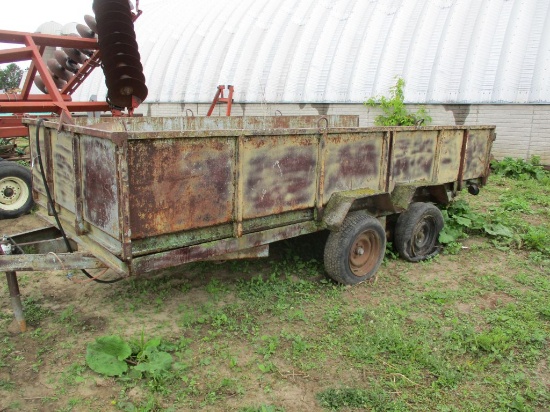 Tandem axle trailer 74" x 14 1/2', Hyd hoist, bad tires, buyer will need to bring tires, NO title
