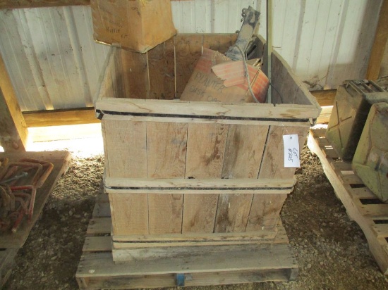 IH 900 - 955 planter parts, seed tubes, wheels