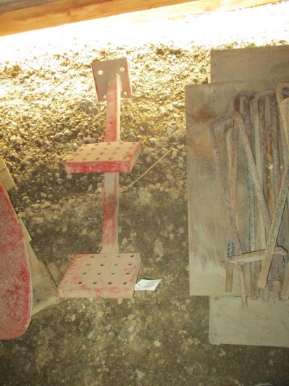 IH tractor steps