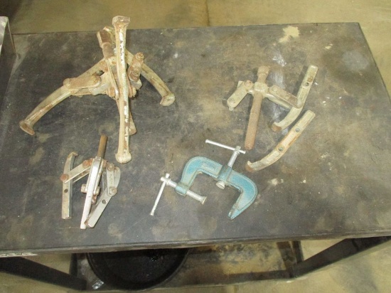 3 Pullers and C clamp