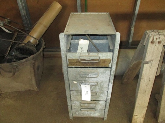 Metal shelf 6 draws 10'' x 30''