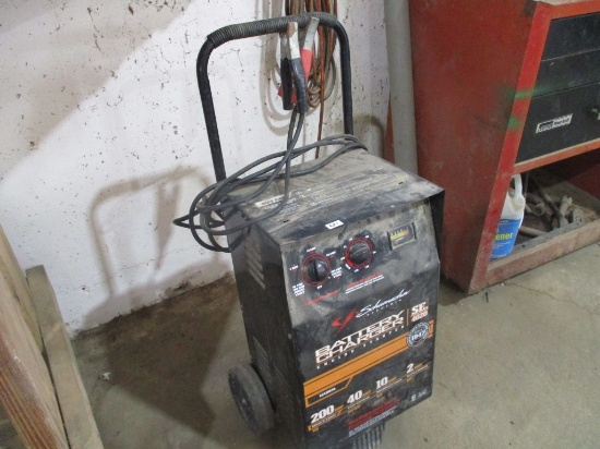 Schumacher battery charger 200/40/10/2
