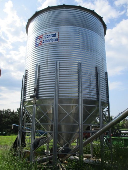Conrad American Approx. 3500 Bushel wet holding bin, auger sells seperate