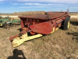 New Holland 518 Manure Spreader