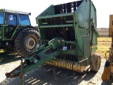 John Deere 510 Baler