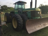 John Deere 8430