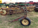 John Deere 670 Hay Rake