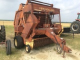 New Holland 852 Round Baler