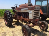 Farmall 560 Salvage Tractor