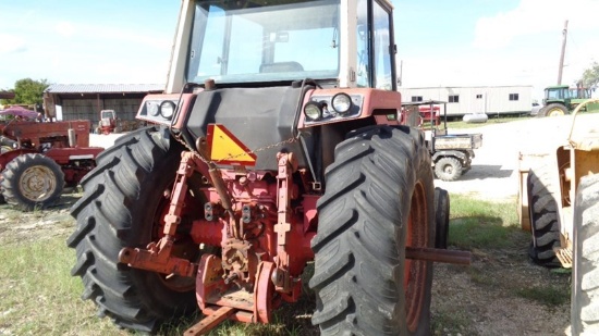 1977 International 1086 Tractor