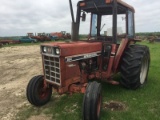 1981 International 884 Salvage Tractor