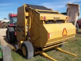 Vermeer 605 Super M Round Baler