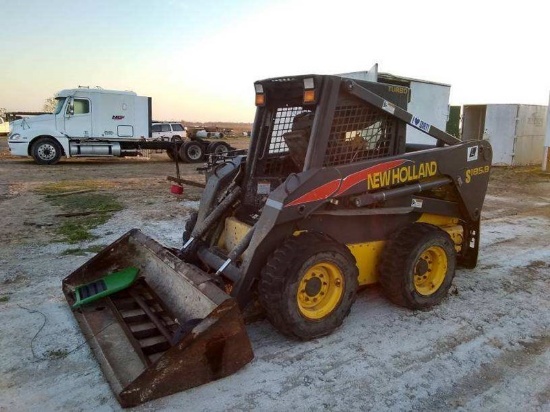 New Holland LS185B Skidsteer