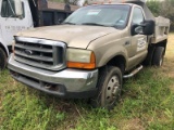 2000 Ford F450 Truck w/ Dump Bed