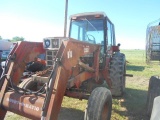 International 1486 Tractor w/ loader