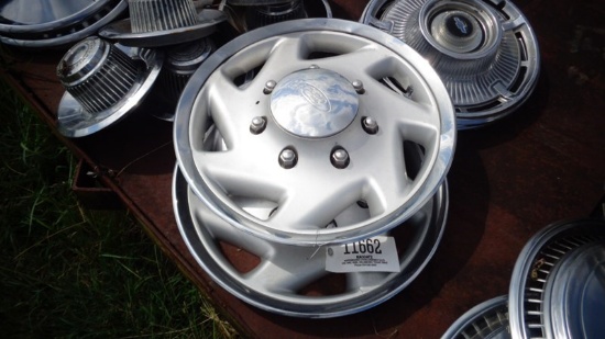 Hubcaps