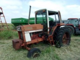 IH Model 1086 IH Tractor