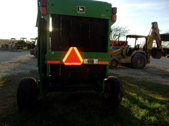 John Deere 466 Hay Baler